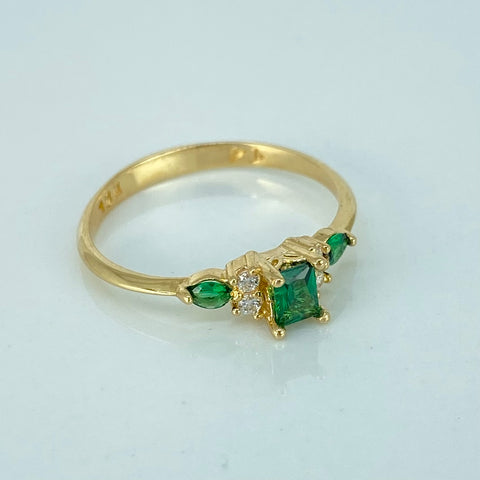 Anillo Solitario Flores Circones Verdes Blancos Oro amarillo 18k / Talla 6 3/4 / 1,78 Gr *