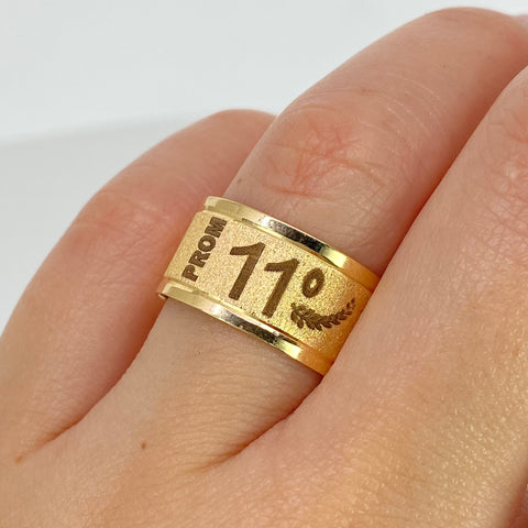 Anillo Argolla Diamantada PROM 11° Oro amarillo 18k / Talla 8 / 2,7 Gr *