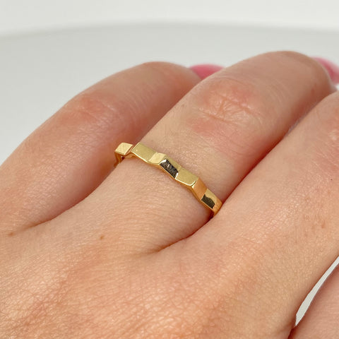Anillo Linea Zic Zac Oro amarillo 18k / Talla 7 / 1,27 Gr *