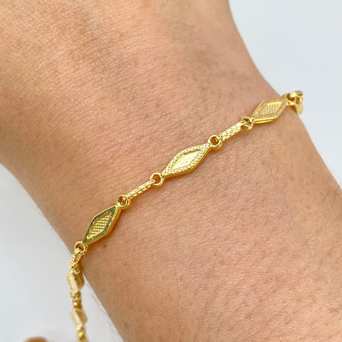 Pulso Rustico Rombo Punteado Oro amarillo 18k 4,27 Gr / 4,2 mm / 22,5 Cm †