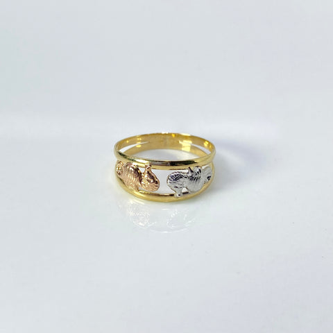 Anillo Caballito De Mar Tres oros 18k / Talla 4 1/2 / 1,14 Gr