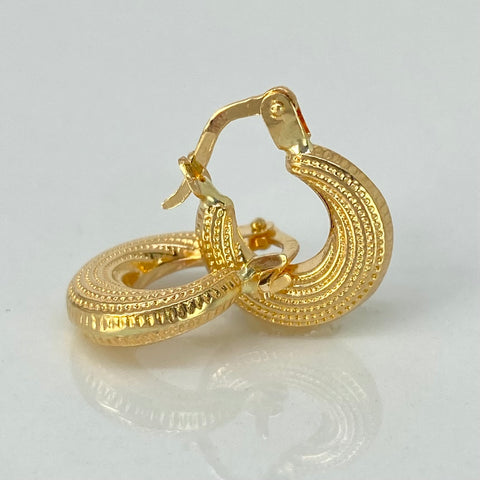 Candongas Tezturizadas Puntos Oro amarillo 18k 1,15 Gr / 1,5 Cm