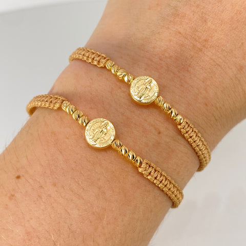 Pulsera tejida Pareja Herraje San Benito / BD 8uni 3mm / Hilo Beige Oro amarillo 1,25 Gr †
