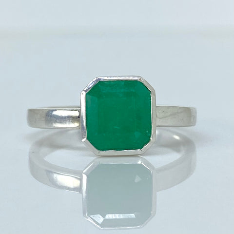 Anillo Esmeralda Cuadrada 1.3Kt / Talla 8 Plata 925 3 Gr *