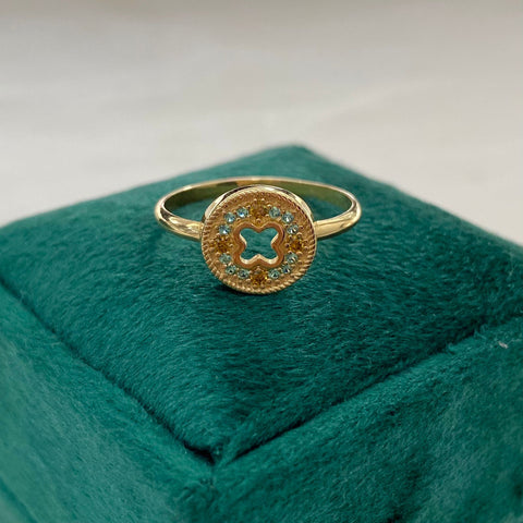 Anillo Circulo con Circones Azules y Amarillos Oro amarillo 18k / Talla 8 1/2 / 2,35 Gr