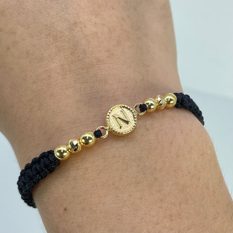 Pulsera tejida Herraje Letra N / BL 4mm 4uni / BD 4mm 4uni / Hilo Negro Oro amarillo 18k 0,98 Gr *