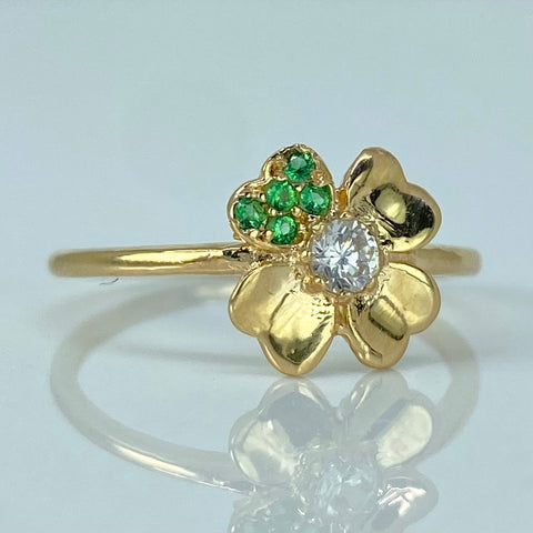 Anillo Trebol Circones Verdes Blancos Oro amarillo / Talla 6 1/4 / 1,55 Gr