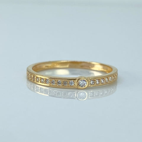 Anillo Solitario Churumbela Circones Blancos Oro amarillo / Talla 7 / 1,45 Gr †