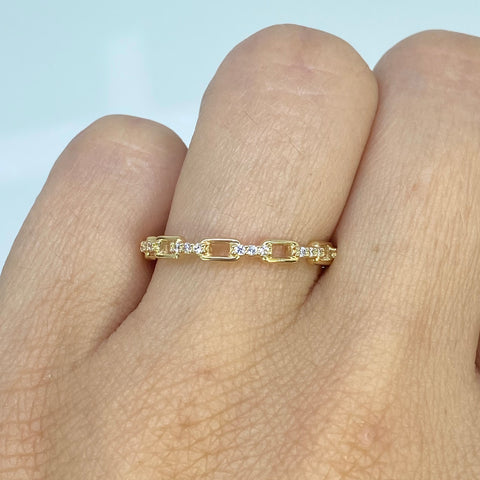 Anillo Cajón Circones Blancos Oro amarillo 18k / Talla 6 / 1,65 Gr *