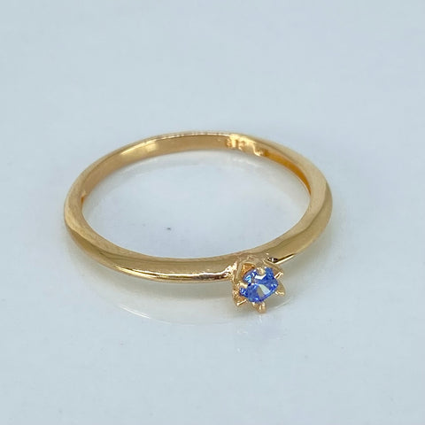 Anillo Solitario Circon Azul Oro amarillo / Talla 8 1/4 / 1,64 Gr