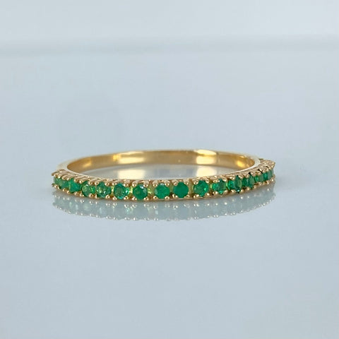 Anillo Churumbela 17 Esmeraldas 0.16 CT Oro amarillo 18k / Talla 7 1/2 / 1,52 Gr *