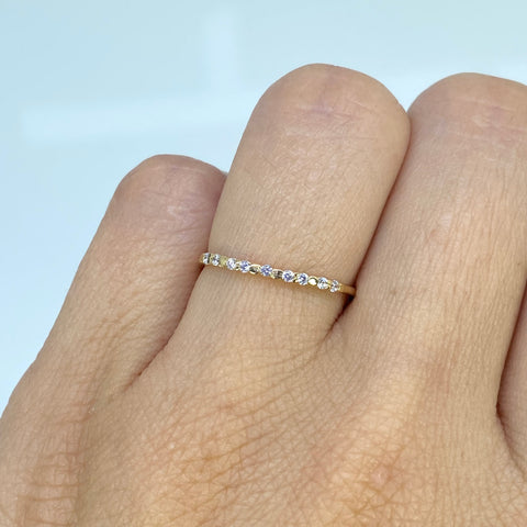 Anillo Circones Blancos Oro amarillo 18k / Talla 6 / 0,87 Gr *