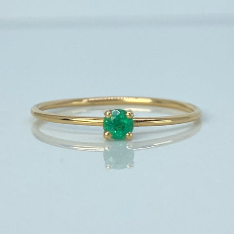 Anillo Solitario Esmeralda PTS Oro amarillo / Talla 7 1/2 / 0,91 Gr *