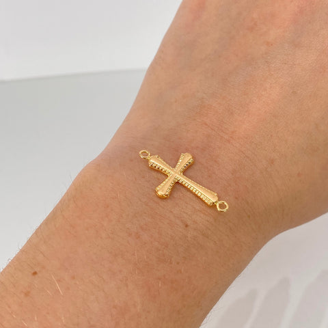 Herraje Cruz Bordado Oro amarillo 0,9 Gr / 2,8 Cm †
