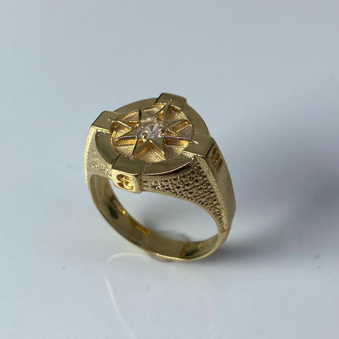 Anillo Brujula  Circon Blanco Oro amarillo 18k / Talla 9 1/4 / 8,0 Gr