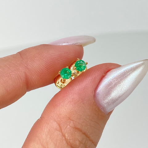 Topos Esmeraldas 28PTS Oro amarillo 18k 0,6 Gr / 3,3 mm *