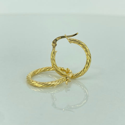 Candongas Entorchadas Oro amarillo 18k 1,55 Gr / 2,1 Cm  *