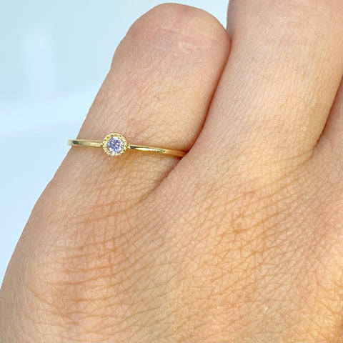 Anillo Circon Blanco Central Oro amarillo 18k / Talla 5 3/4 / 0,70 Gr *