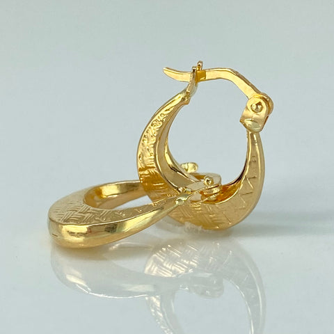 Candongas Rayadas Oro amarillo 18k 1,2 Gr / 1,6 Cm *