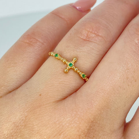 Anillo Circones Verdes Oro amarillo / Talla 5 1/4 / 1,1 Gr