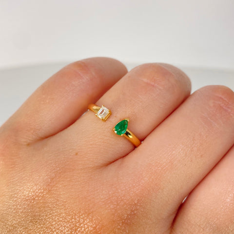 Anillo Esmeralda 12.5PTS Diamante 10.5PTS Oro amarillo / Talla 6 / 1,92 Gr †
