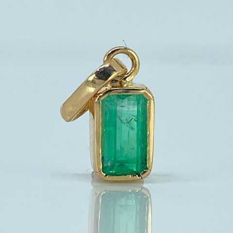 Dije Rectangular Esmeralda 66PTS Oro amarillo 0,72 Gr / 1,5 Cm *