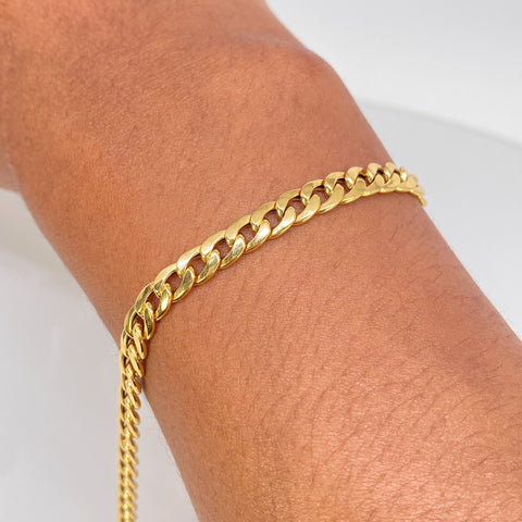 Pulso ● Cubano Oro amarillo 18k +1 / 4,25 Gr / 5,6 mm / 21,3 Cm †