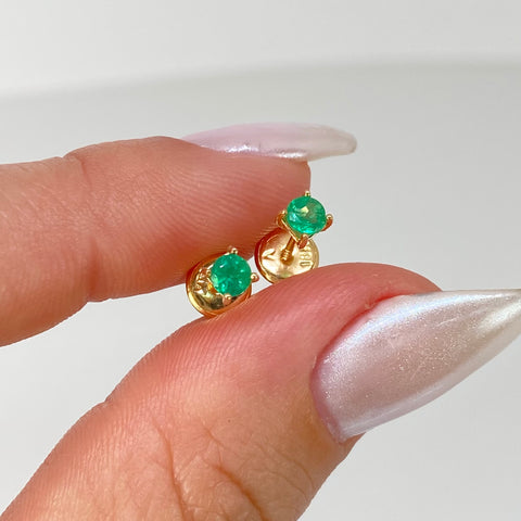 Topos Esmeraldas 28PTS Oro amarillo 18k 0,6 Gr / 3,3 mm *