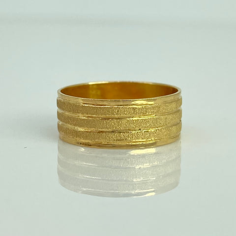 Anillo Argolla 3 Lineas Diamantadas Oro amarillo 18k / Talla 5 1/2 / 2,69 Gr *