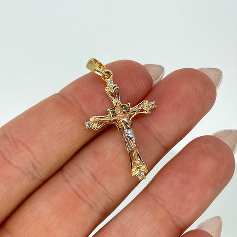 Dije Cruz Cristo Circones Blancos Verdes Tres oros 18k 2,75 Gr / 3,4 Cm  †