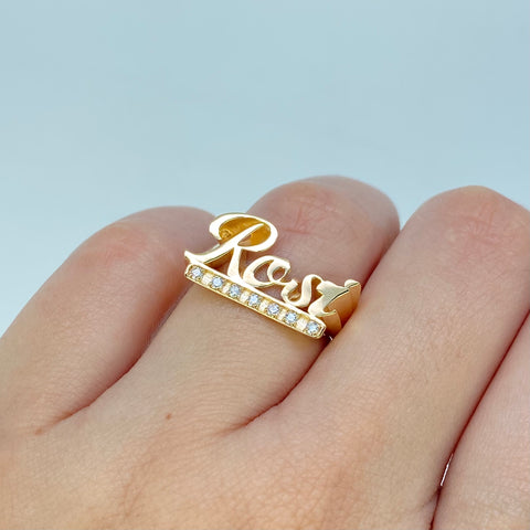 Anillo Nombre Personalizado Circones Blancos POR FABRICACION Oro amarillo 18k / Talla 6 1/2 / 5,28 Gr *