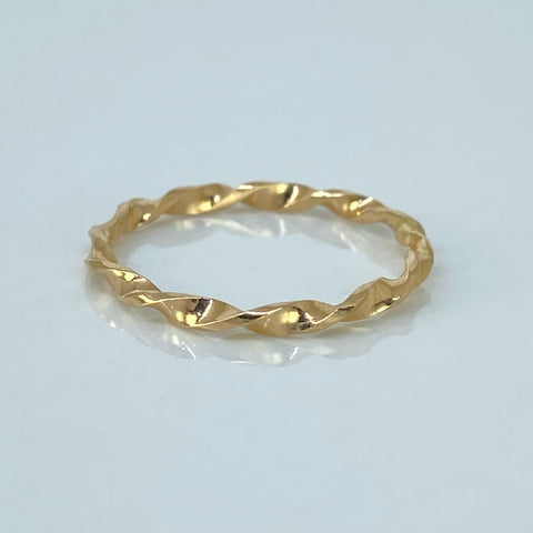 Anillo Entorchado Oro amarillo 18k / Talla 5 / 0,90 Gr