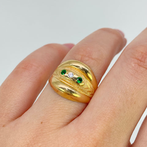 Anillo Circones Centrales Verdes Y Blancos Oro amarillo 18k / Talla 8 / 2,96 Gr