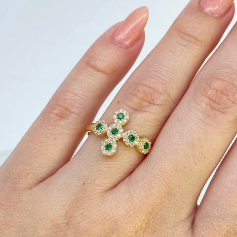 Anillo Cruz Circulos Circones Blancos Verdes Oro amarillo 18k / Talla 7 3/4 / 2,49 Gr