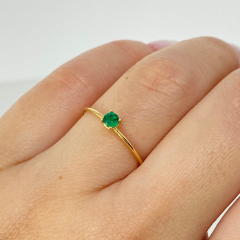 Anillo Solitario Esmeralda 10Pts Oro amarillo 18k / Talla 6 / 0,84 Gr