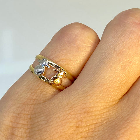 Anillo Vacas Doble Línea Tres oros 18k / Talla 4 3/4 / 1,06 Gr *