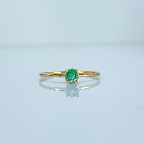 Anillo Solitario 4 Uñas Circulo / 16 Pts De Esmeralda Oro amarillo 18k / Talla 7 1/2 / 0,92 Gr *