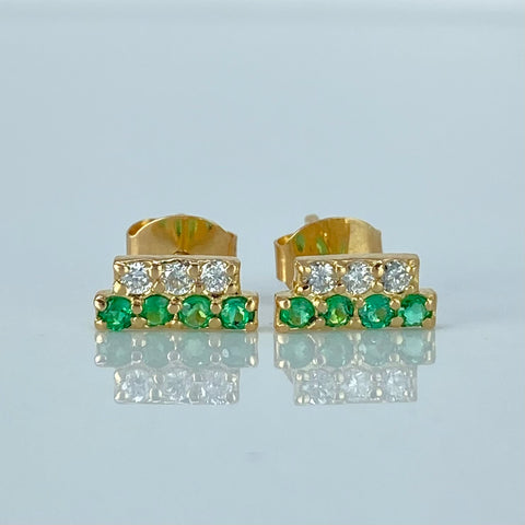 Topos 4 Esmeraldas 12PTS / 3 Diamantes 3PTS Oro amarillo 1,17 Gr / 8,5 mm