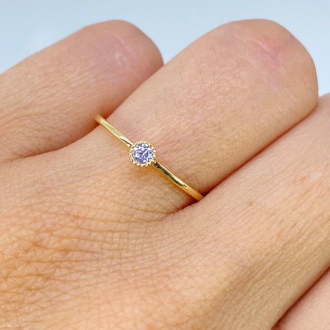 Anillo Circón Blanco Oro amarillo 18k / Talla 7 1/2 / 0,84 Gr