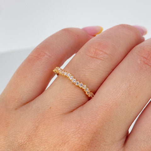 Anillo Circones Blancos Oro amarillo / Talla 7 1/2 / 1,15 Gr