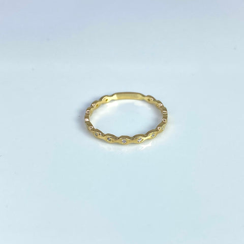 Anillo Circones Blancos Oro amarillo 18k / Talla 6 / 1 Gr *
