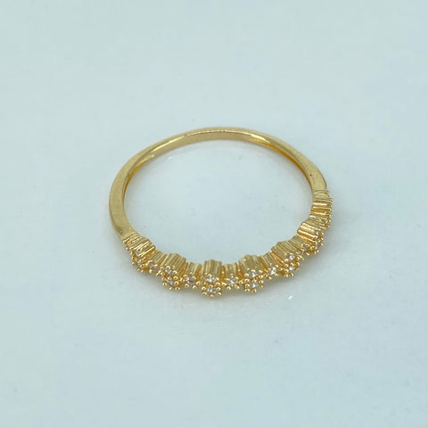 Anillo Flor Churumbela Circones Blancos Oro amarillo / Talla 7 1/2 / 1,45 Gr