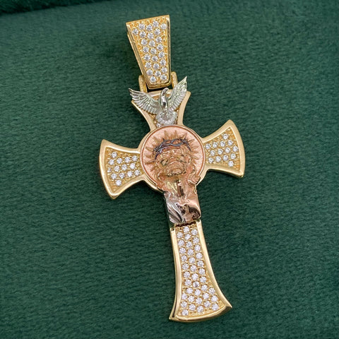 Dije Cruz Rostro Cristo Circones Blancos Tres oros 18k 8,80 Gr / 5 Cm †