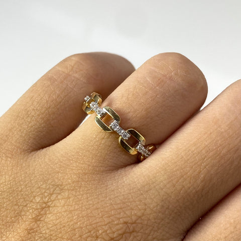 Anillo Cajón Circones Blancos Oro amarillo 18k / Talla 8 / 3,07 Gr †