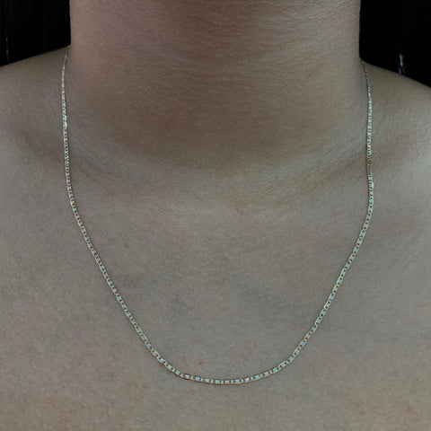 Cadena Italy Plana Tres oros 18k 2,01 Gr / 1,6 mm / 50 Cm