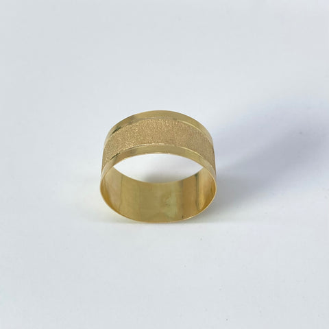 Anillo Argolla Liso / Diamantado Oro amarillo 18k / Talla 7 3/4 / 1,71 Gr