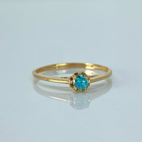 Anillo Solitario Circon Azul Oro amarillo / Talla 5 3/4 / 1,08 Gr †