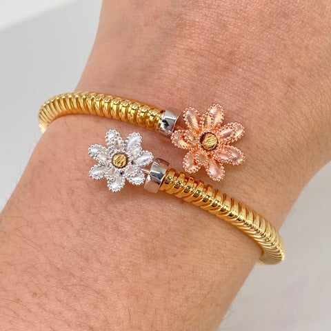 Pulso ● Aro Diamantado Flores  Tres oros 18k +3 / 15,8 Gr / 18 Cm *