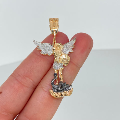 Dije San Miguel Arcangel Oro amarillo y Oro blanco 6,52 Gr / 5,1 Cm †