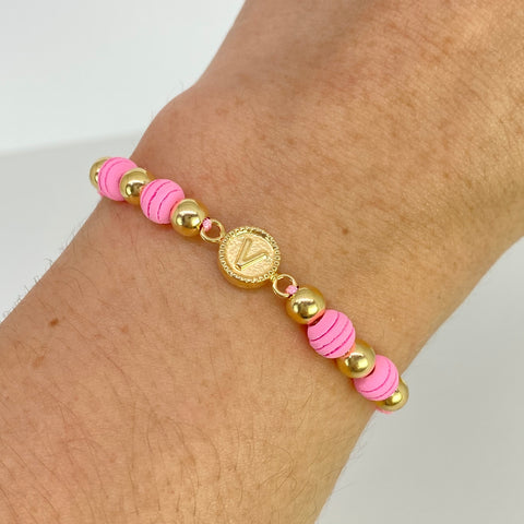 Pulsera tejida Herraje Letra V / BL 6uni 5mm / Hilo Rosa Oro amarillo 18k 1,05 Gr †
